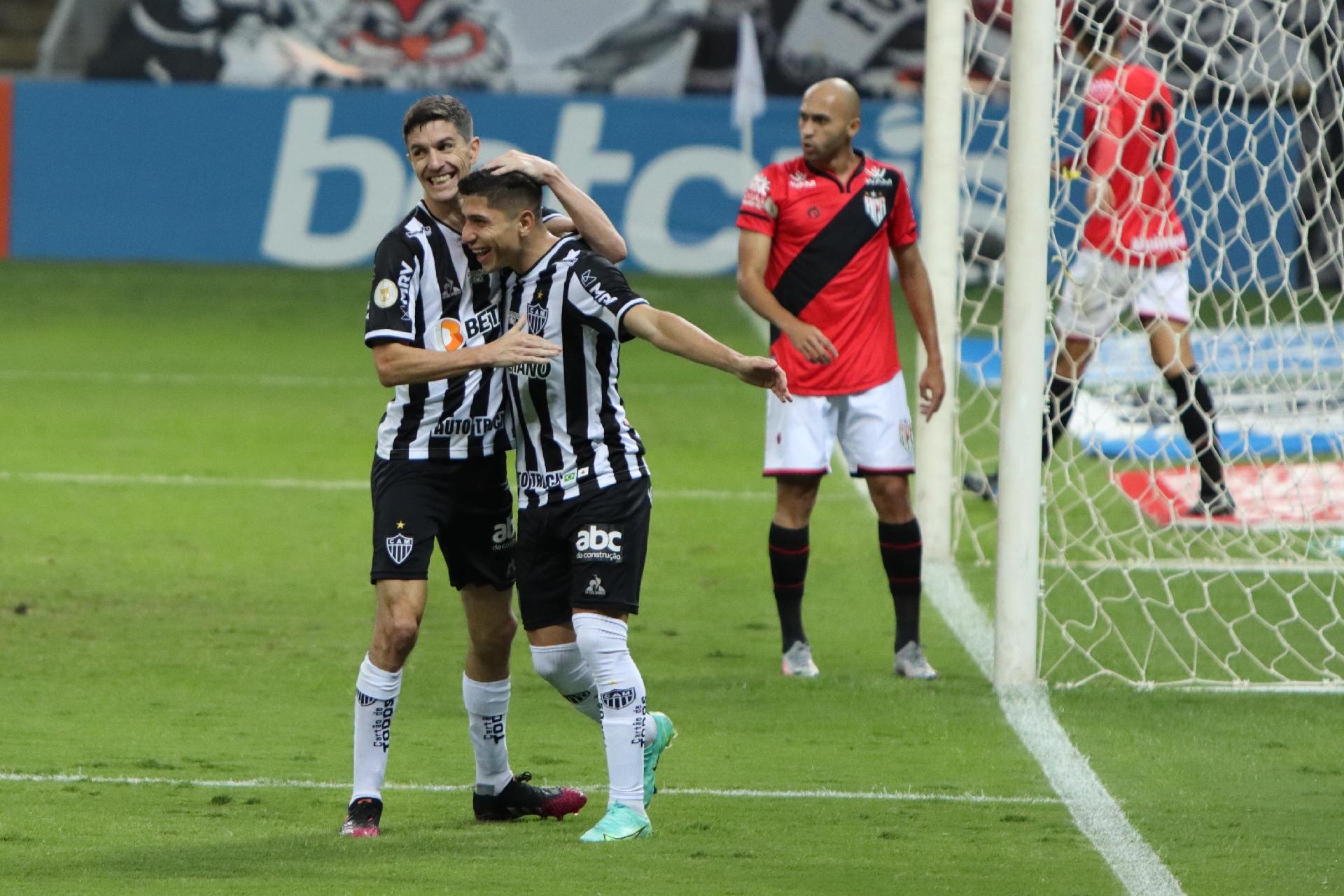 matias-zaracho-comemora-um-de-seus-gols-na-vitoria-do-atletico-mg-sobre-o-atletico-go-1625183231564_v2_1920x1280