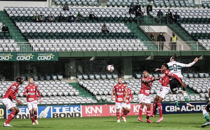 1DE5EEF1-4056-407A-8638-EBFA1F044C65