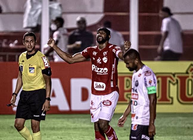 e843b5d0-81f7-41c1-aa85-838f037ee6bf