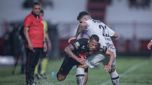 8A14B116-2DDD-44EB-AB5B-C3BD30A43C9B