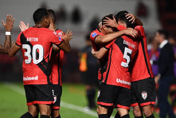 56F90DFC-0882-46DE-B4A1-B20569D27E6D