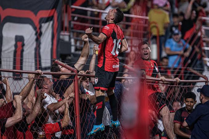 5B7B1260-0CED-4349-A91B-A40CBB96FD78