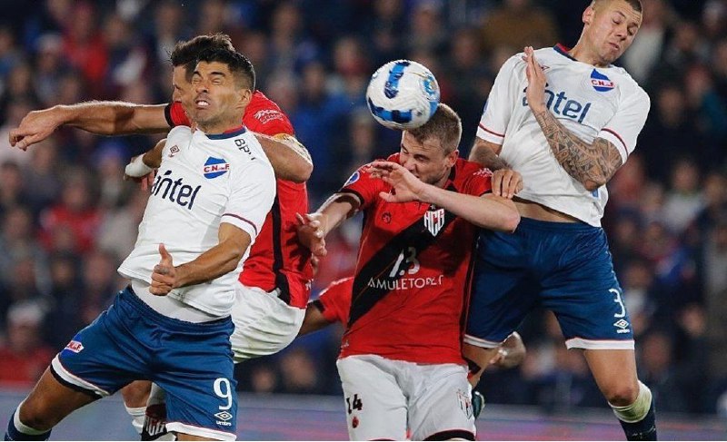 NACIONAL-LUIZ-SUAREZ-ATLETICO-