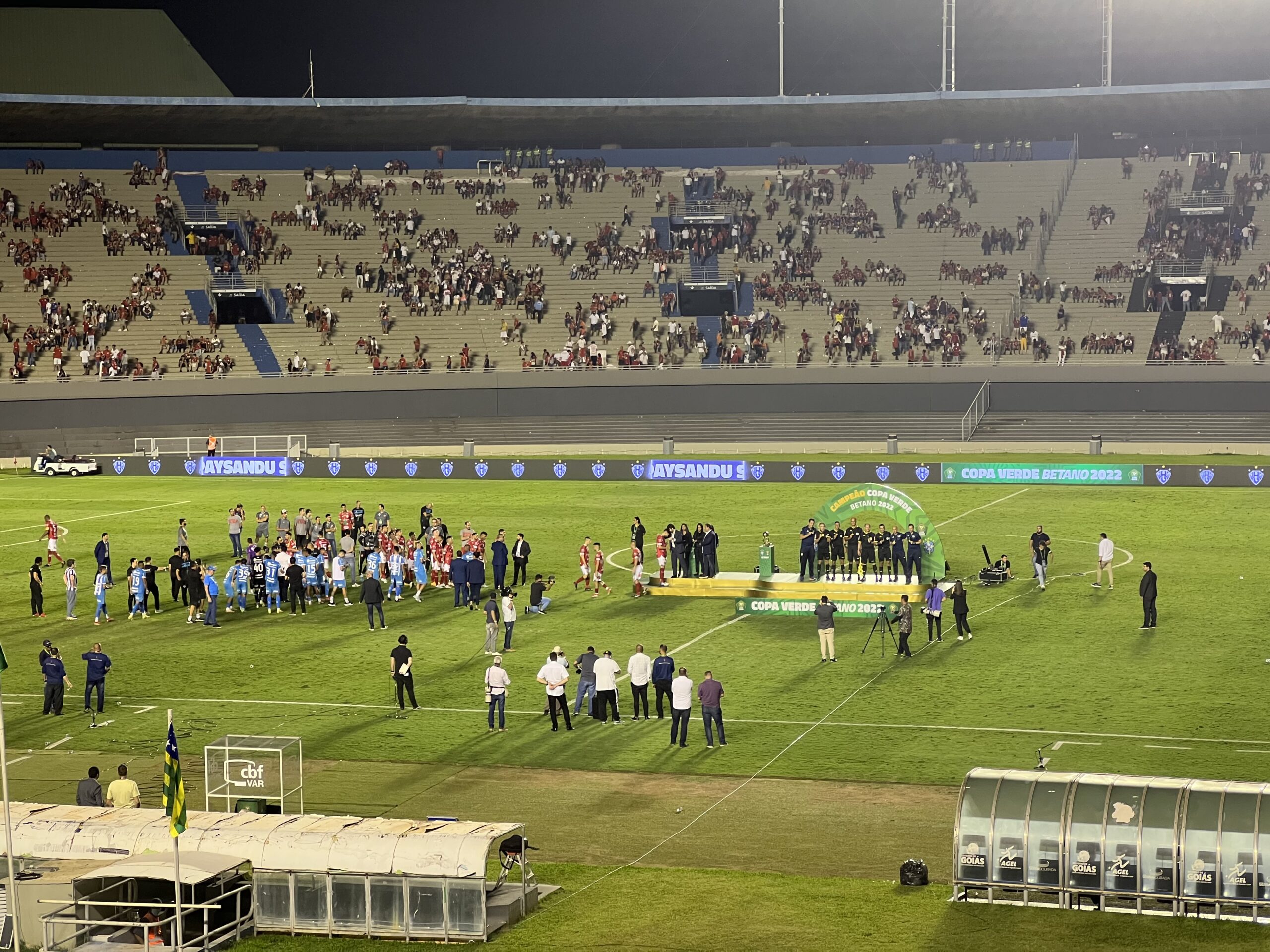 4D4C3DDC-62A9-4CE2-A9D1-63F6F64FC48B