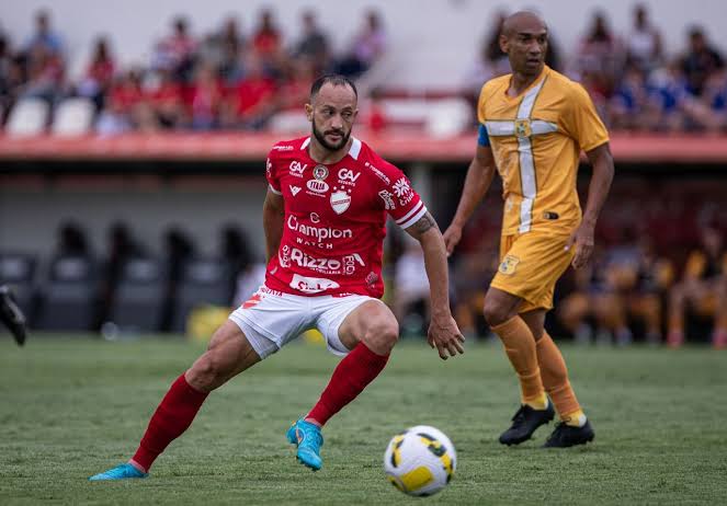 744D7D34-4CAE-40BB-A54D-89C492617C3F