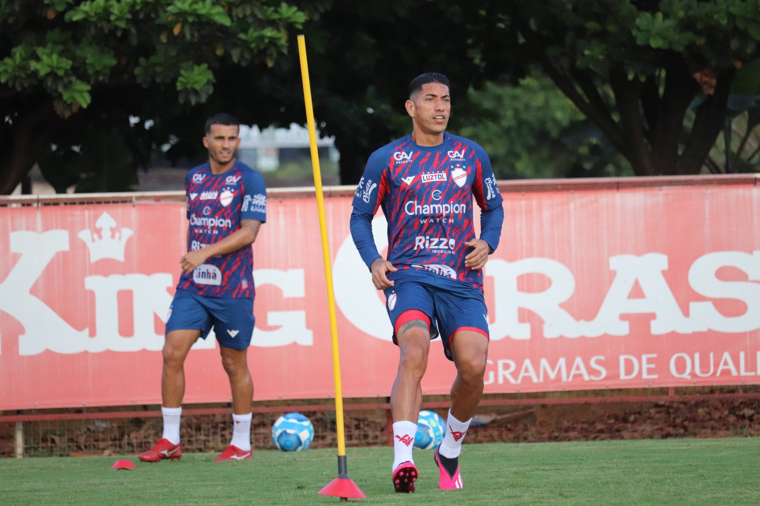 PAREDE E RALF