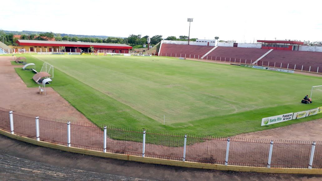 Estádio Luthero Lopes