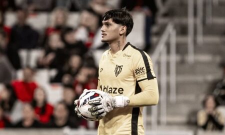 Léo