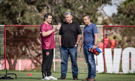 Alarcon Hugo Vila Nova