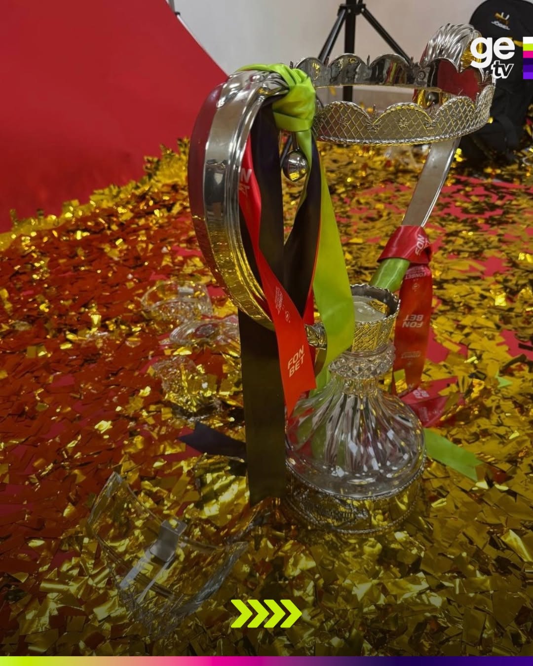 Taça quebrada